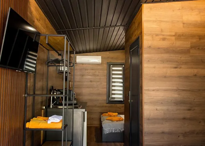 Campeggio къмпинг- албатрос